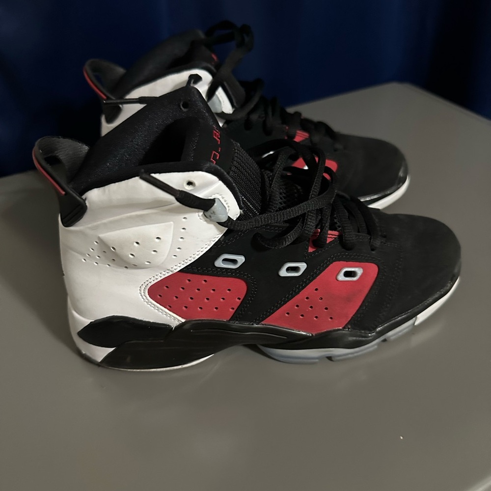Nike Kids Black and Red Sneakers